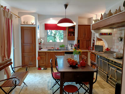 Propriété - 160 m² - 5 pièces