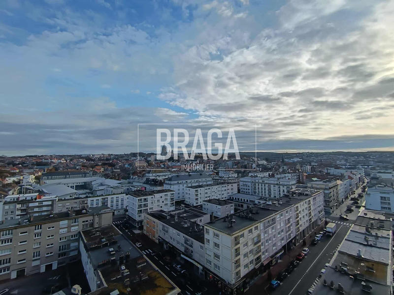 Appartement - 90 m² - 3 pièces