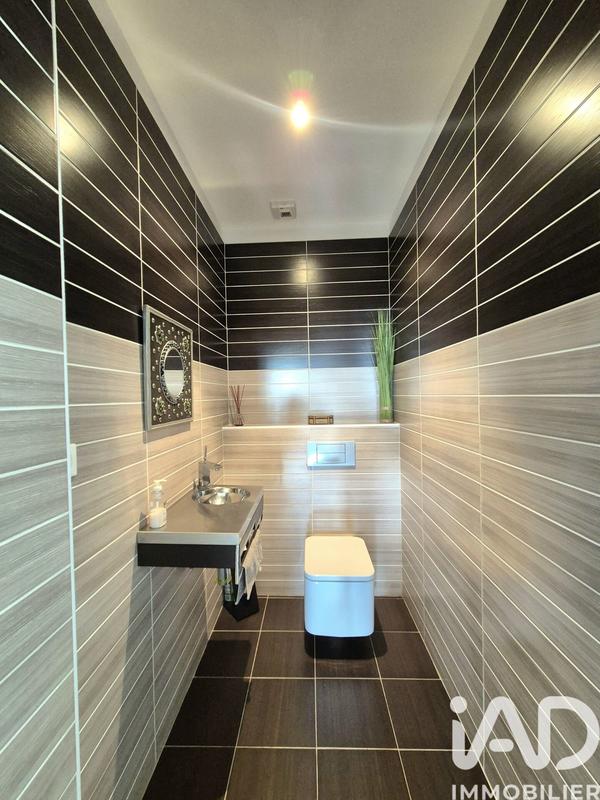 Maison de maîtres - 356 m² - 9 pièces