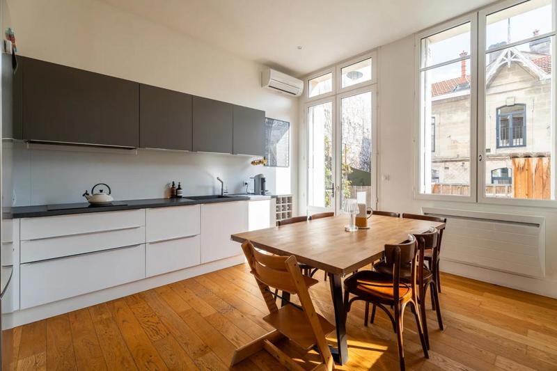 Appartement - 102 m² - 4 pièces