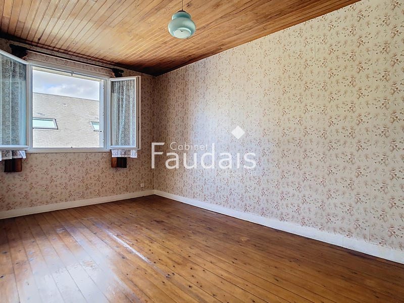 Maison - 111 m² - 5 pièces