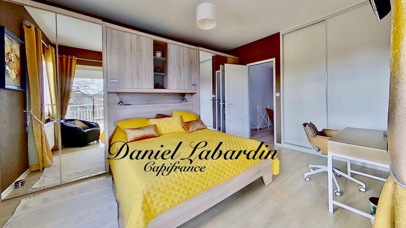 Villa - 220 m² - 7 pièces