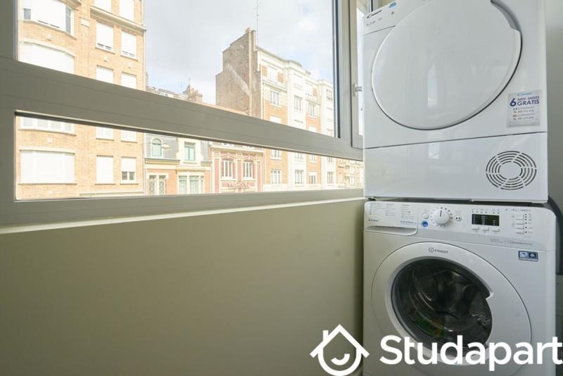 Chambre - 11 m² - 1 pièce