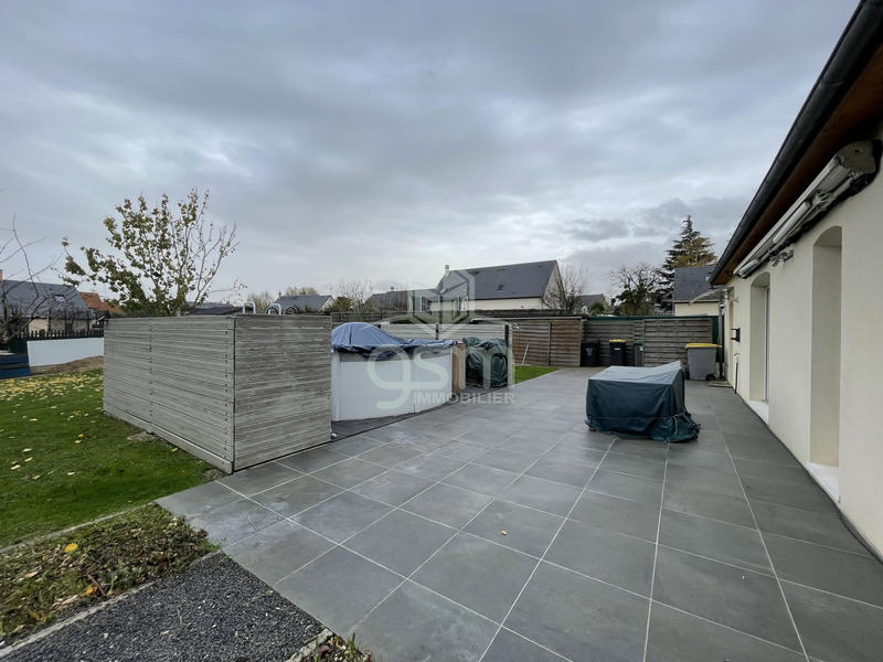 Maison traditionnelle - 131 m² - 7 pièces