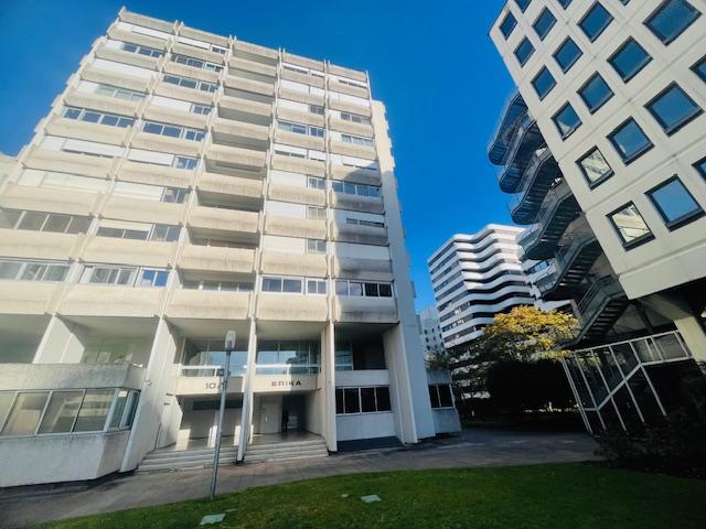 Appartement ancien - 86 m² - 5 pièces