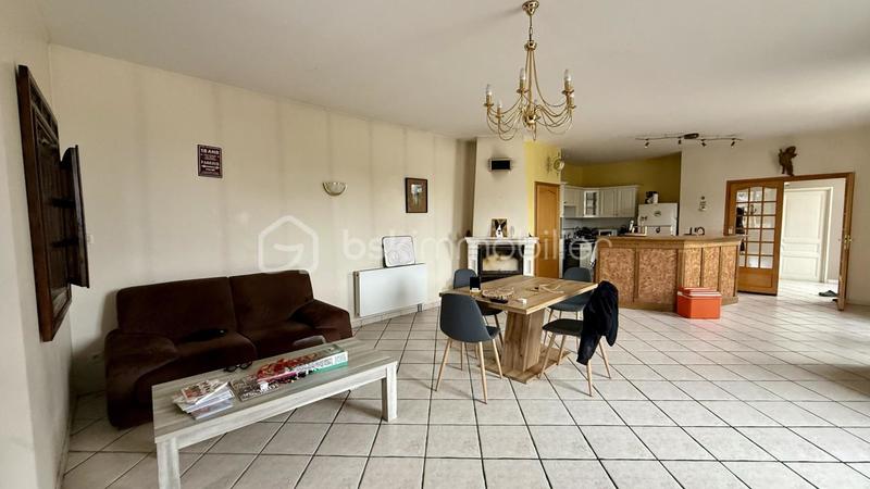 Immeuble - 300 m² - 11 pièces