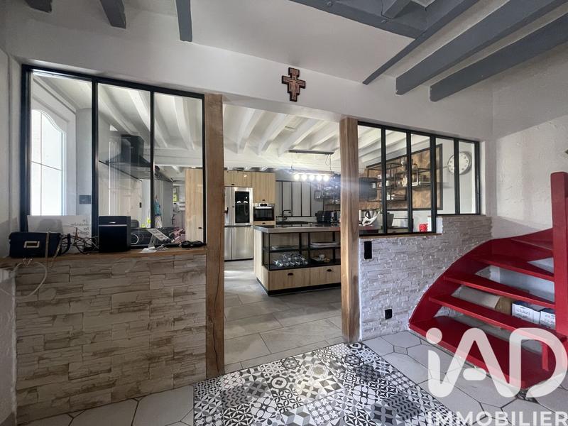 Maison - 160 m² - 4 pièces