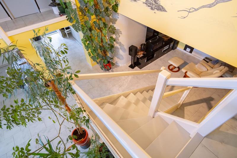 Maison - 213 m² - 6 pièces