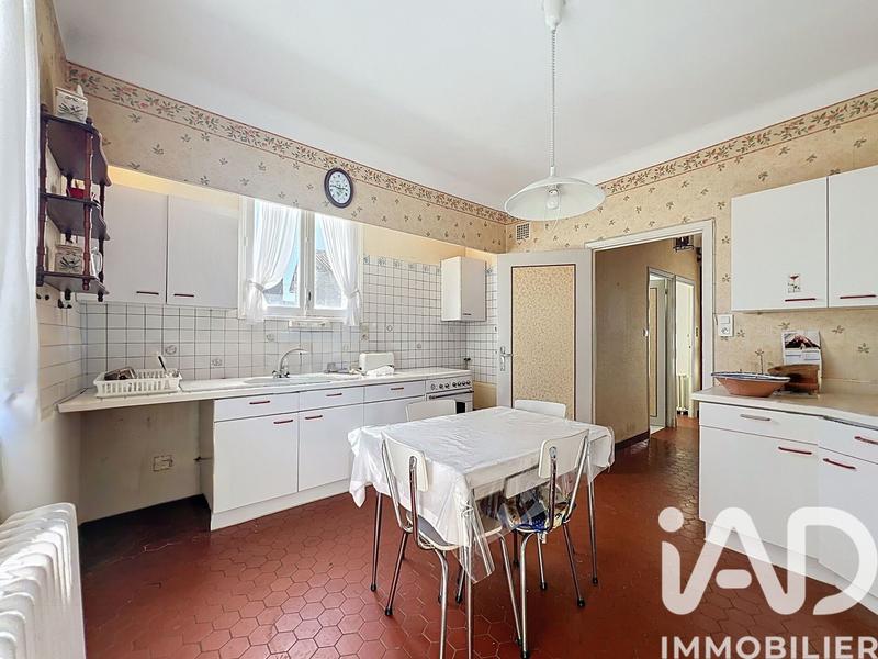 Maison - 94 m² - 5 pièces