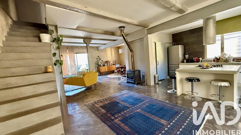 Maison - 210 m² - 5 pièces