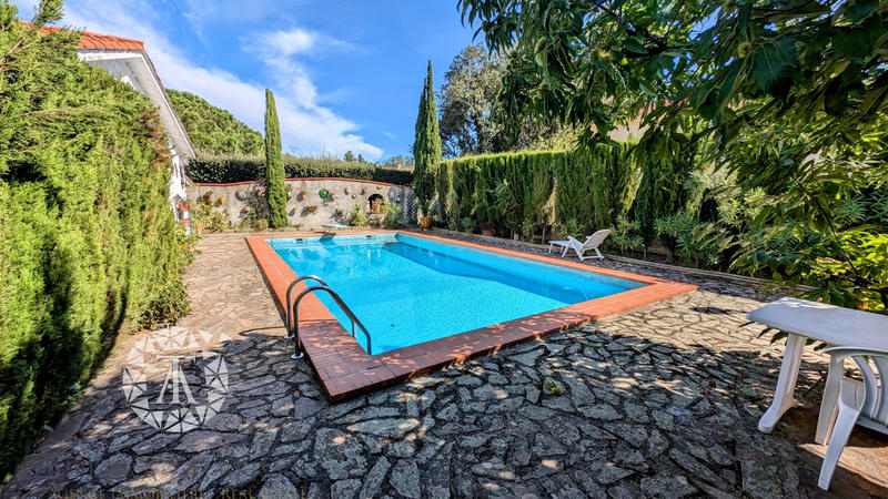 Viager - Maison - 205 m² - 7 pièces