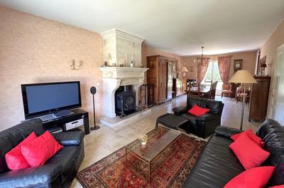 Maison - 182 m² - 7 pièces