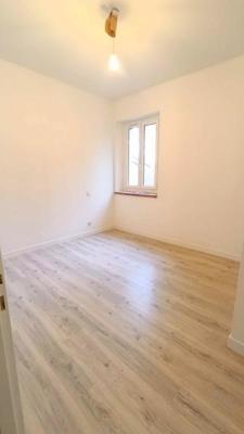 Appartement - 87 m² - 4 pièces
