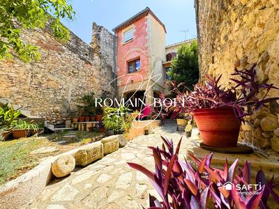 Maison de village - 100 m² - 4 pièces