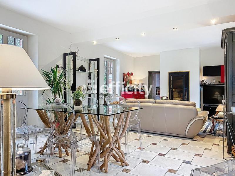 Maison - 110 m² - 4 pièces