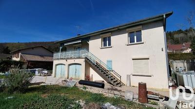 Maison - 160 m² - 7 pièces