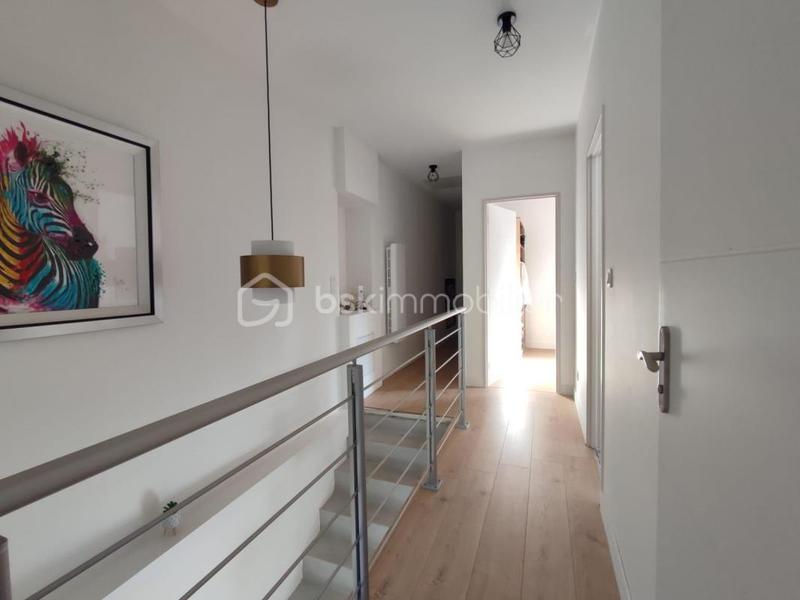 Corps de ferme - 315 m² - 10 pièces