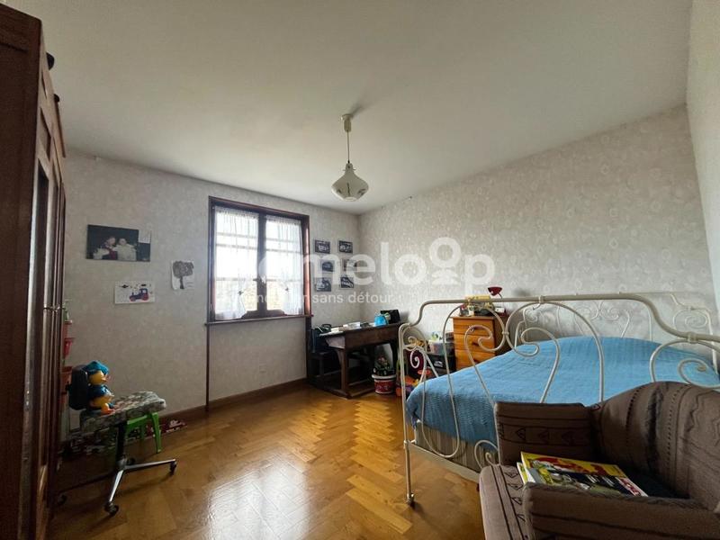 Maison - 140 m² - 6 pièces