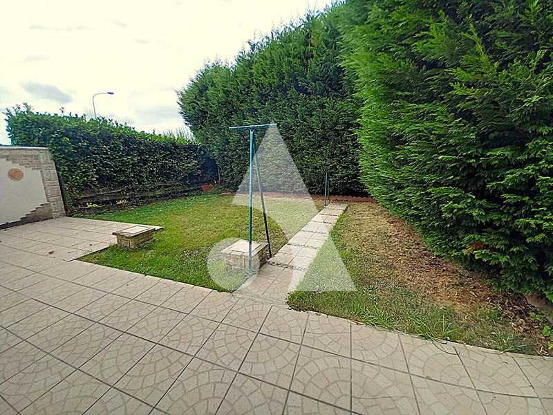 Maison - 82 m² - 5 pièces