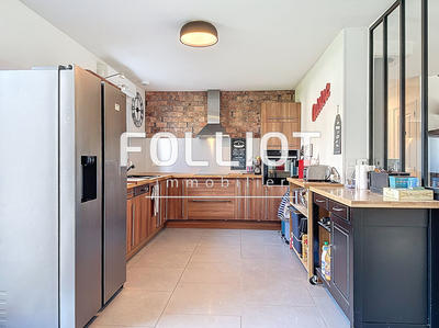 Maison - 141 m² - 7 pièces