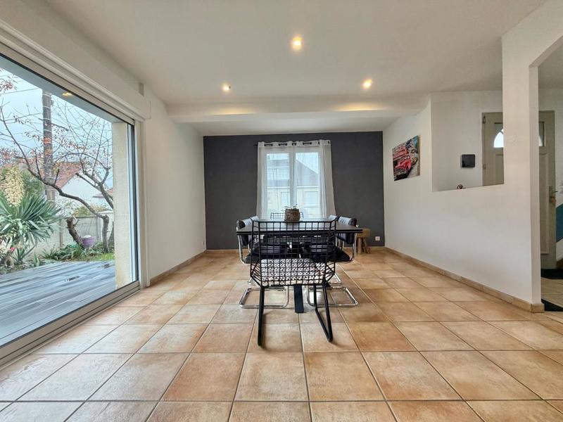 Maison - 130 m² - 5 pièces