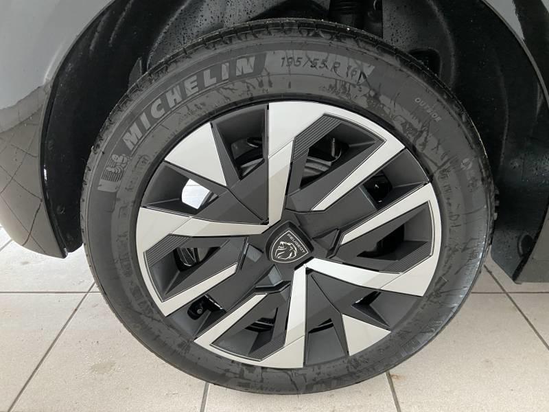 Peugeot 208 Hybrid 110 e-Dcs6 Style