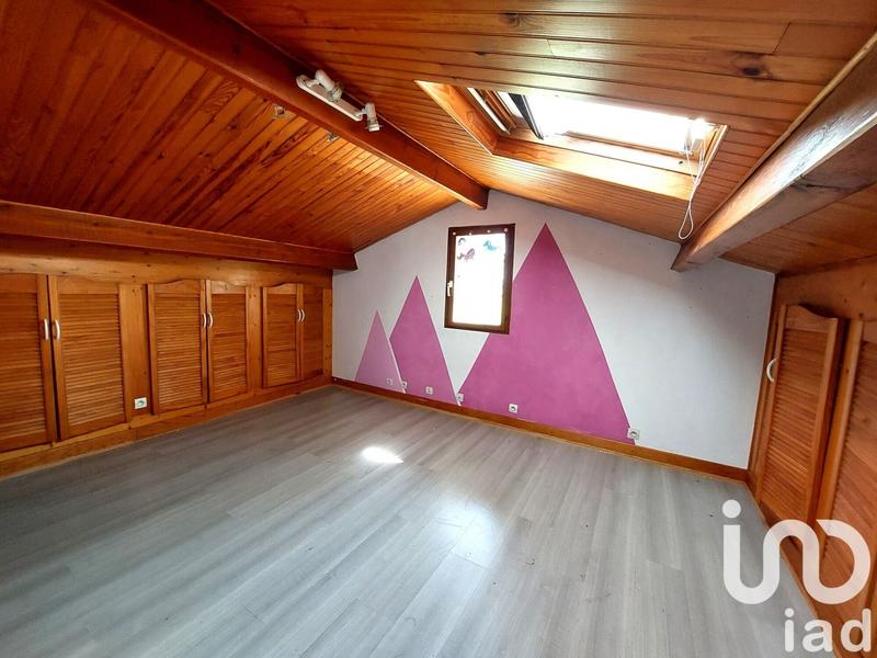 Maison - 186 m² - 7 pièces