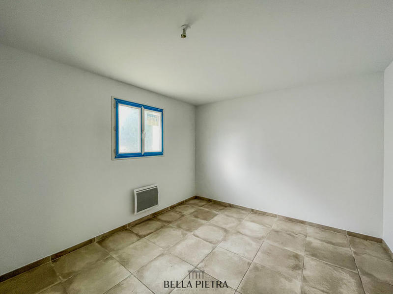 Appartement - 94 m² - 4 pièces