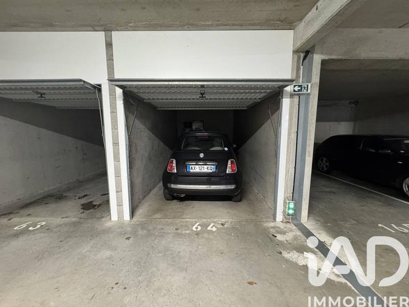 Parking - 13 m²