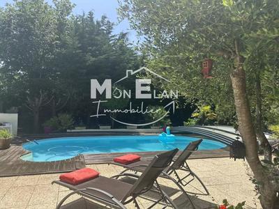 Maison - 194 m² - 7 pièces