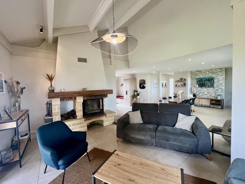 Propriété - 165 m² - 6 pièces