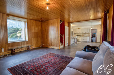 Maison - 137 m² - 6 pièces