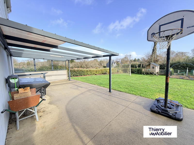 Maison - 180 m² - 6 pièces