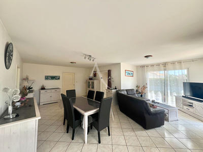 Maison - 108 m² - 5 pièces