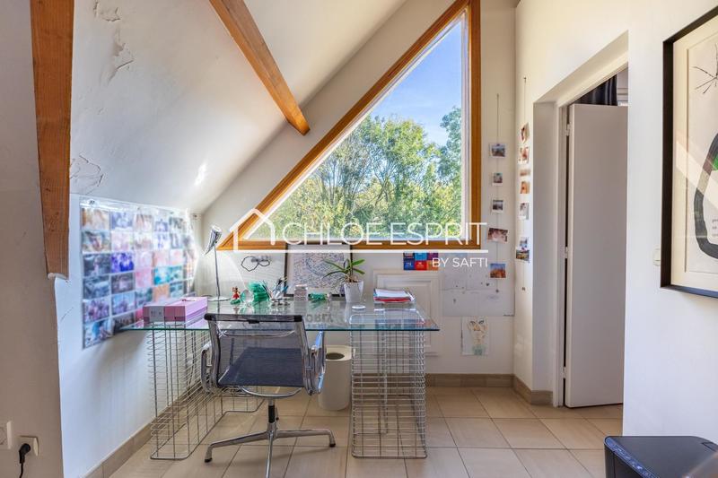 Maison - 140 m² - 6 pièces