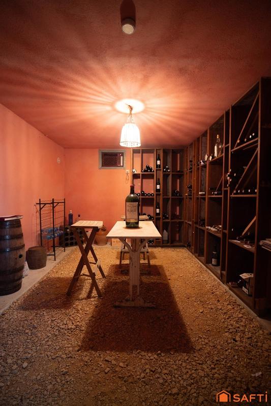 Maison - 260 m² - 5 pièces