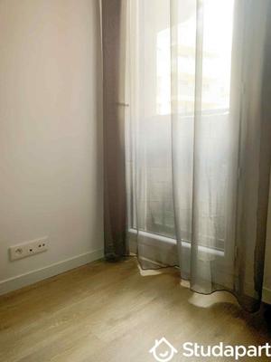 Chambre - 9 m² - 1 pièce