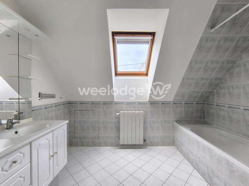 Maison - 122 m² - 6 pièces