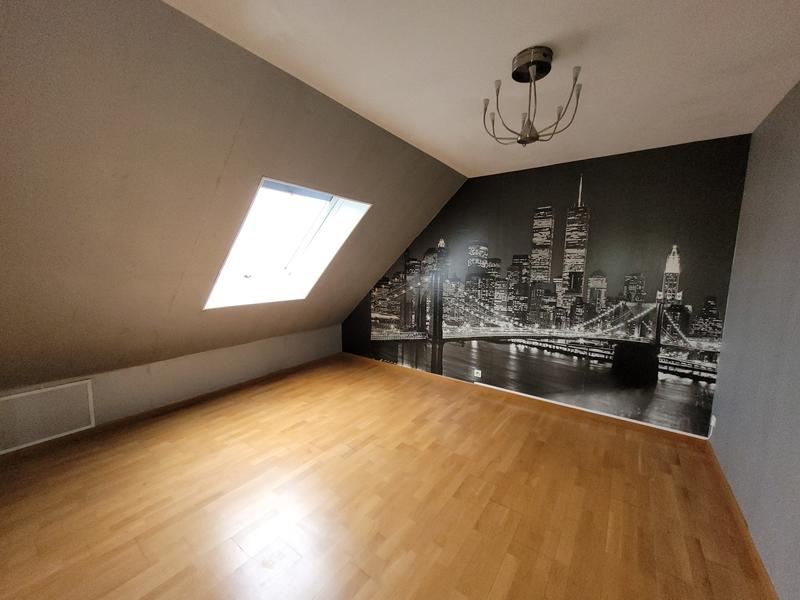 Maison - 145 m² - 7 pièces