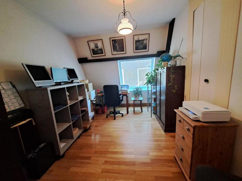 Appartement - 181 m² - 8 pièces