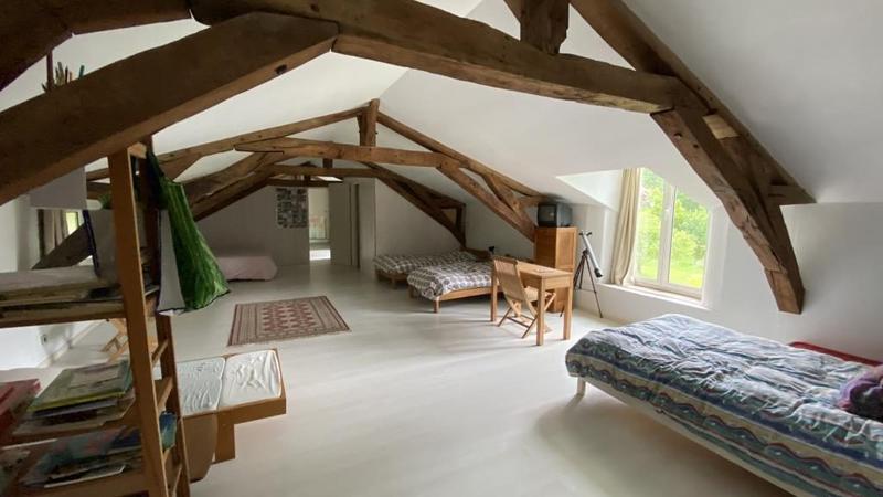 Maison - 300 m² - 7 pièces