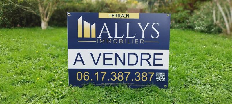 Terrain constructible - 585 m²