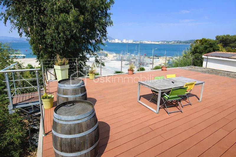 Villa - 167 m² - 6 pièces