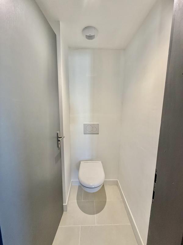 Maison - 121 m² - 7 pièces