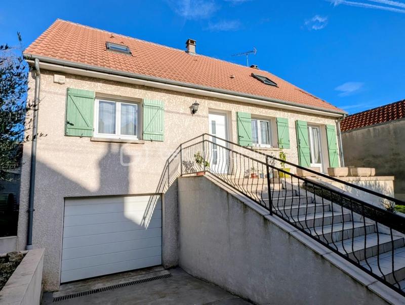 Maison - 140 m² - 7 pièces
