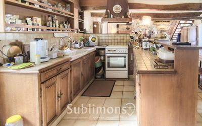 Maison ancienne - 236 m² - 8 pièces