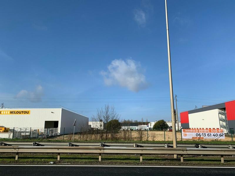 Local d'activité / Entrepôt - 1 464 m²