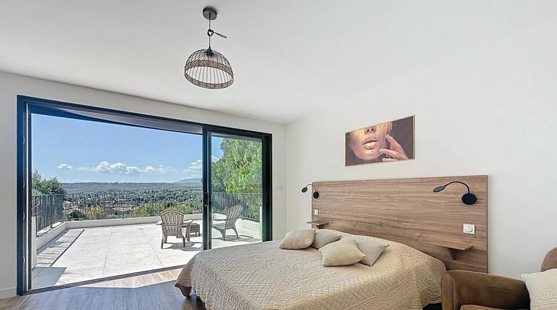 Maison - 130 m² - 4 pièces