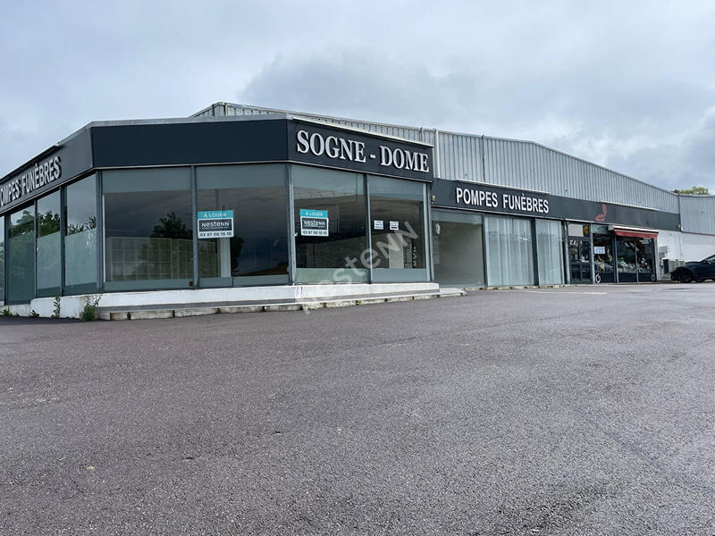 Local commercial - 220 m²