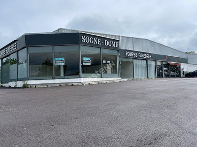 Local commercial - 220 m²